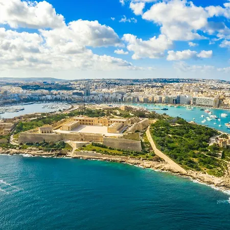 1bdr 50m By The Sea Gzira- Happy * Gzira