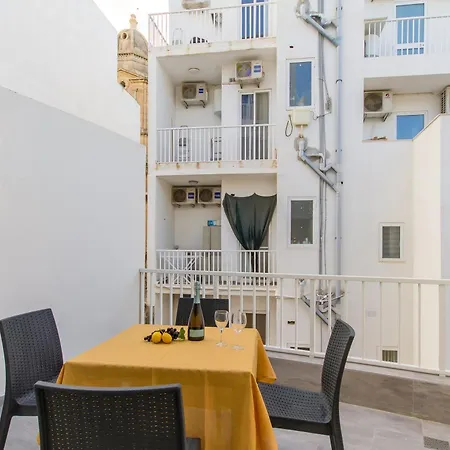Apartment 1bdr 50m By The Sea Gzira- Happy Gzira